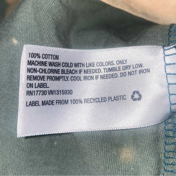 Wild Fabel Long Sleeve Acid Wash Crop Top - Picture 4 of 4